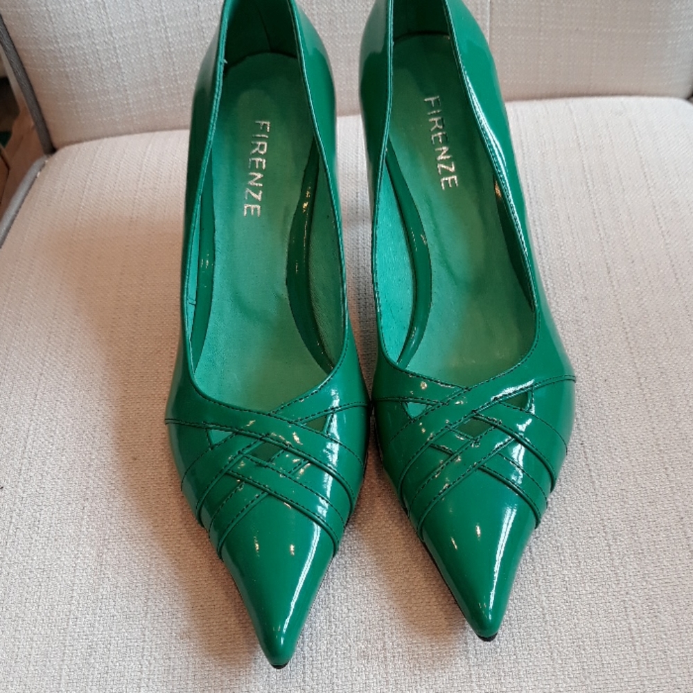 Ladies shoes